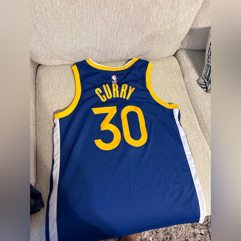 New - Picture 2 of 3